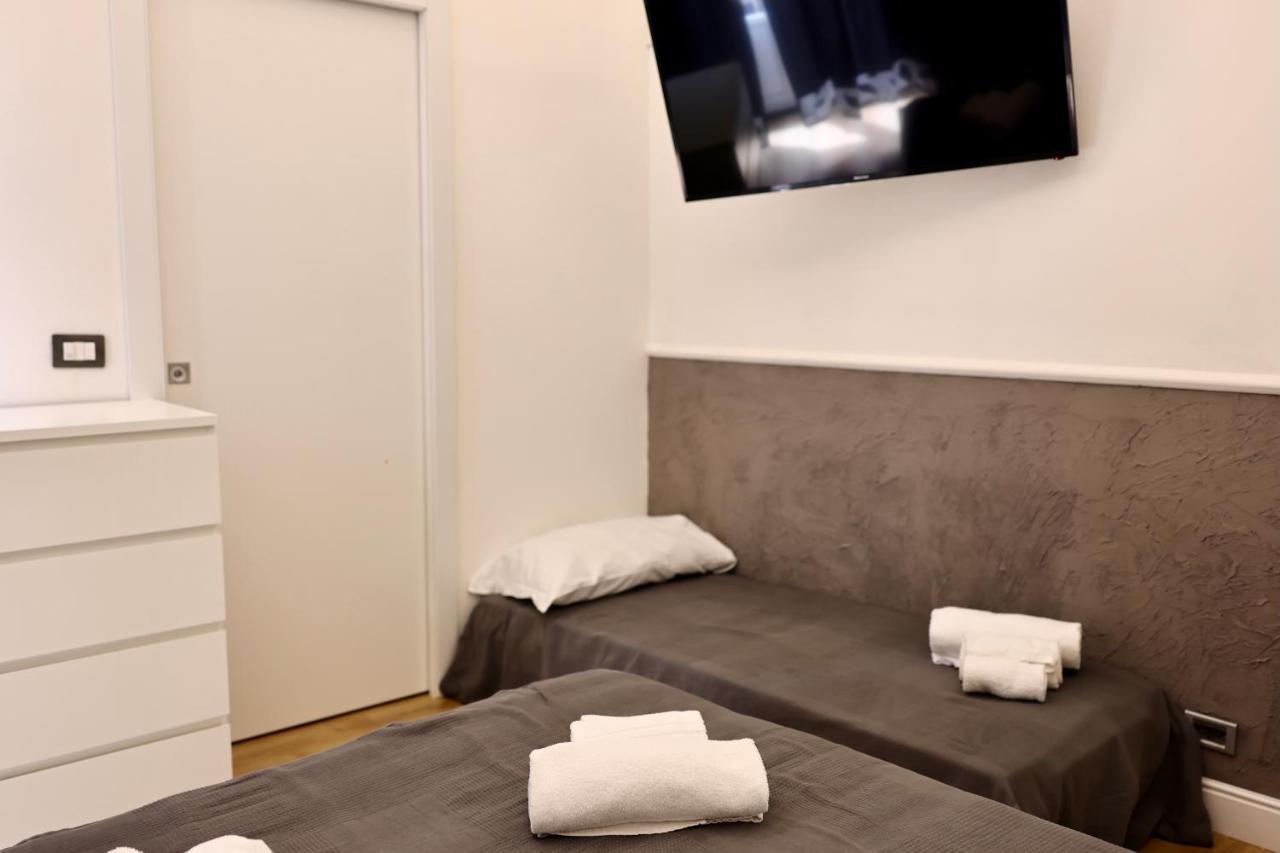 Etnea Room'S Catania Luaran gambar