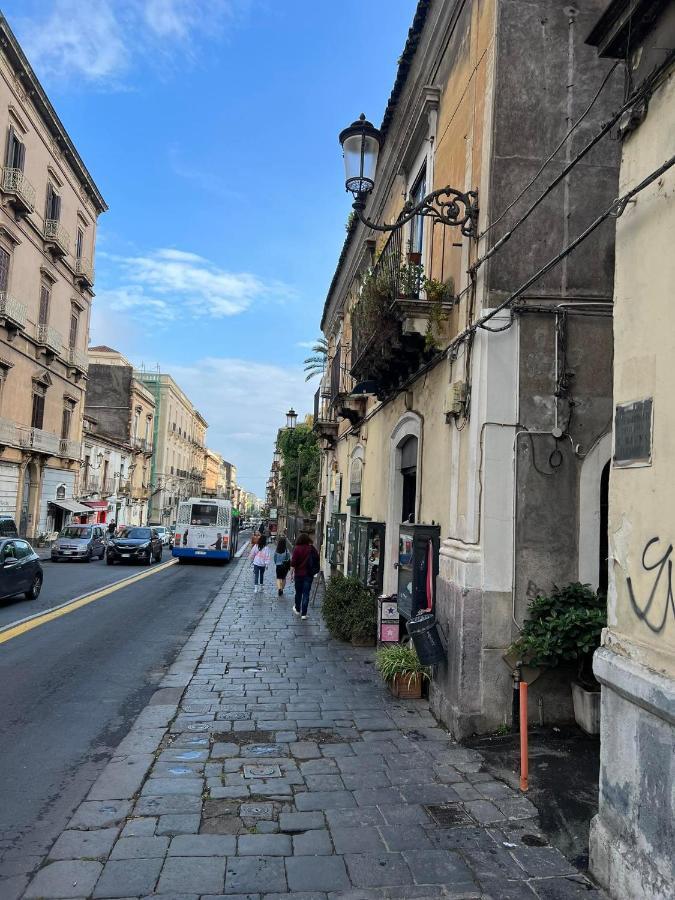 Etnea Room'S Catania Luaran gambar